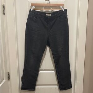 CHARLIE B Women's Black Straight Leg Jeans